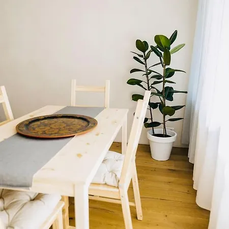 Apartamento Wohlfuehloase In Perfekter Lage Stuttgart Exterior foto