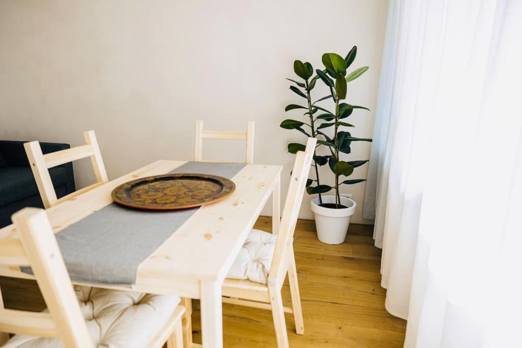 Apartment Wohlfuehloase In Perfekter Lage *